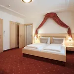 Rumer Hof Рум