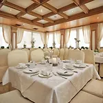 Rumer Hof Hotel