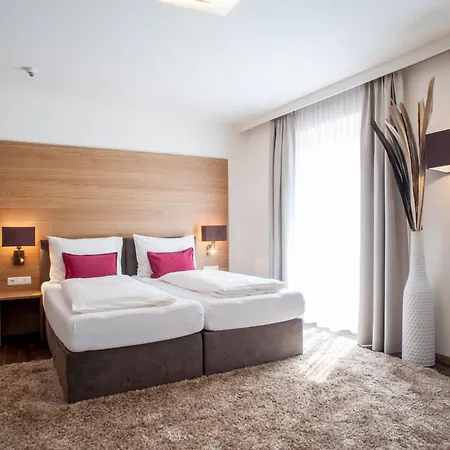 朗姆好酒店 酒店 昂姆